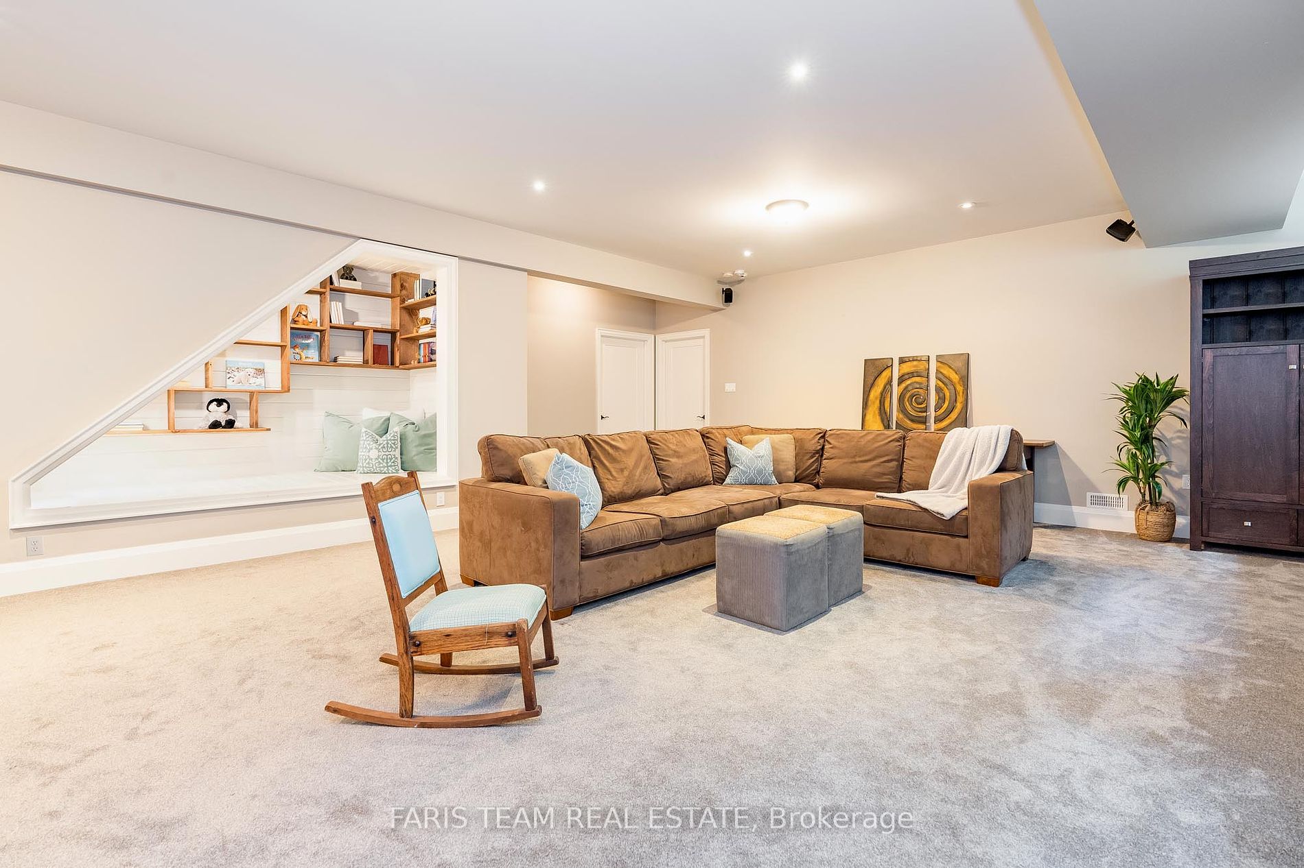12 Houben Cres