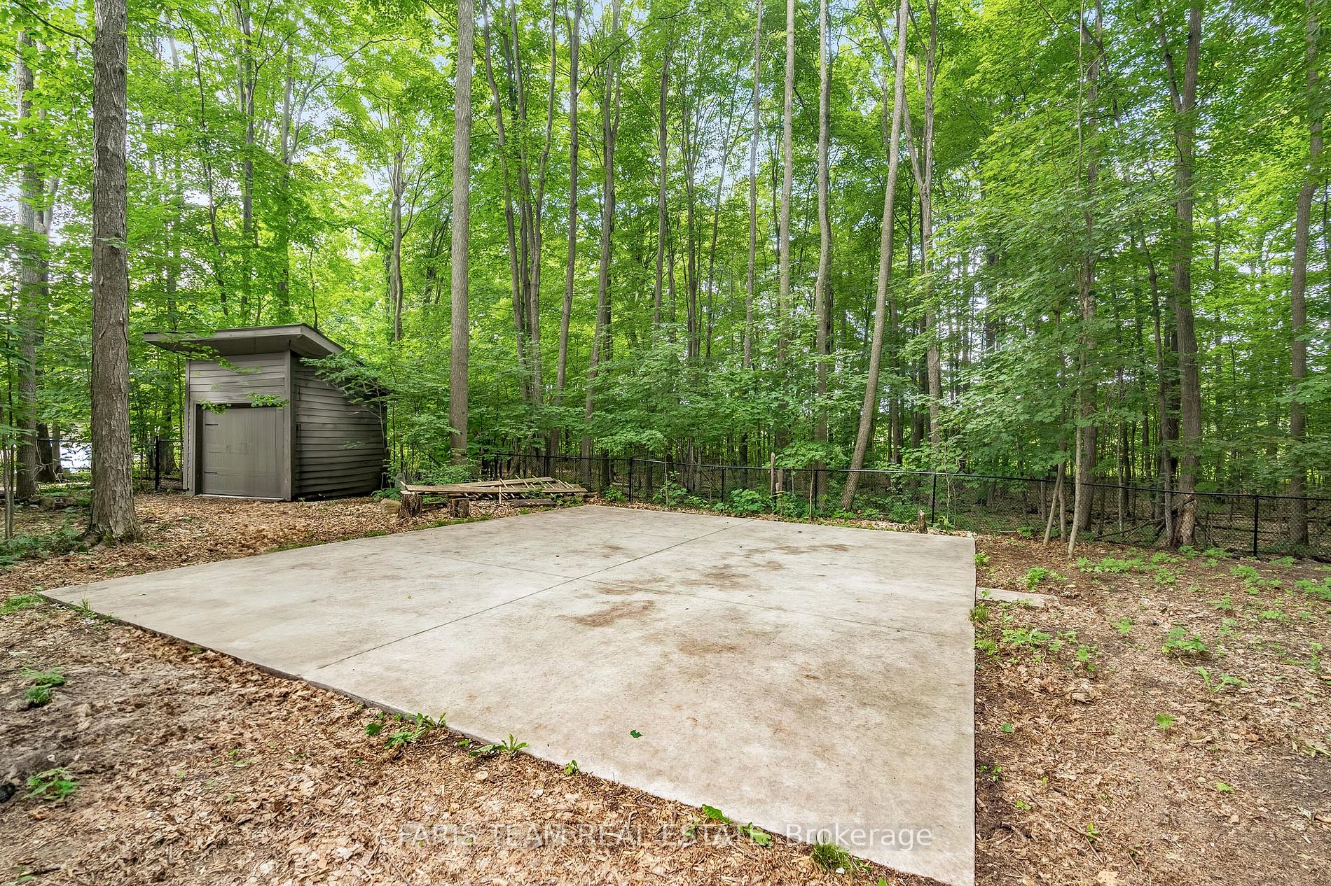 12 Houben Cres