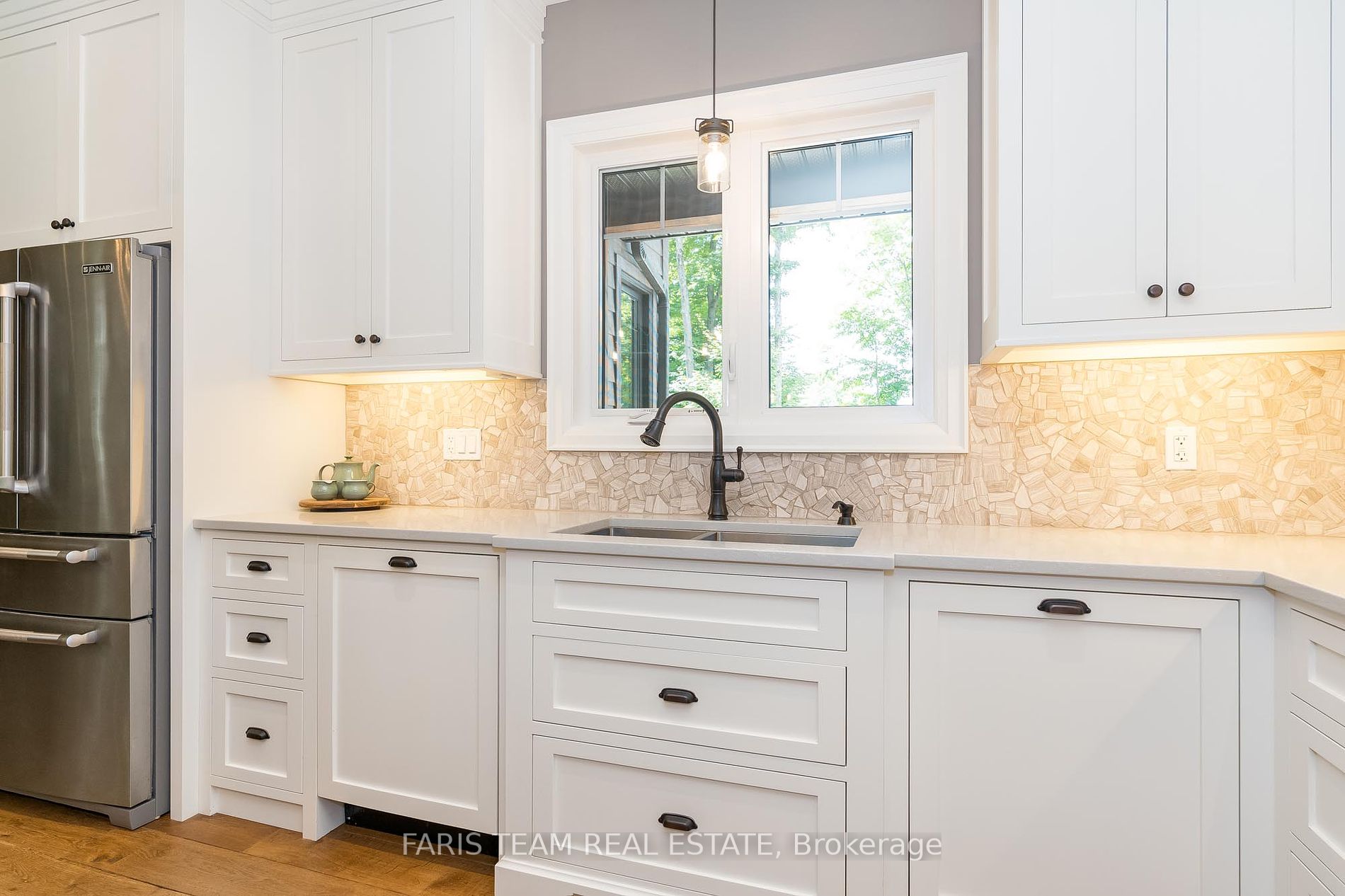 12 Houben Cres