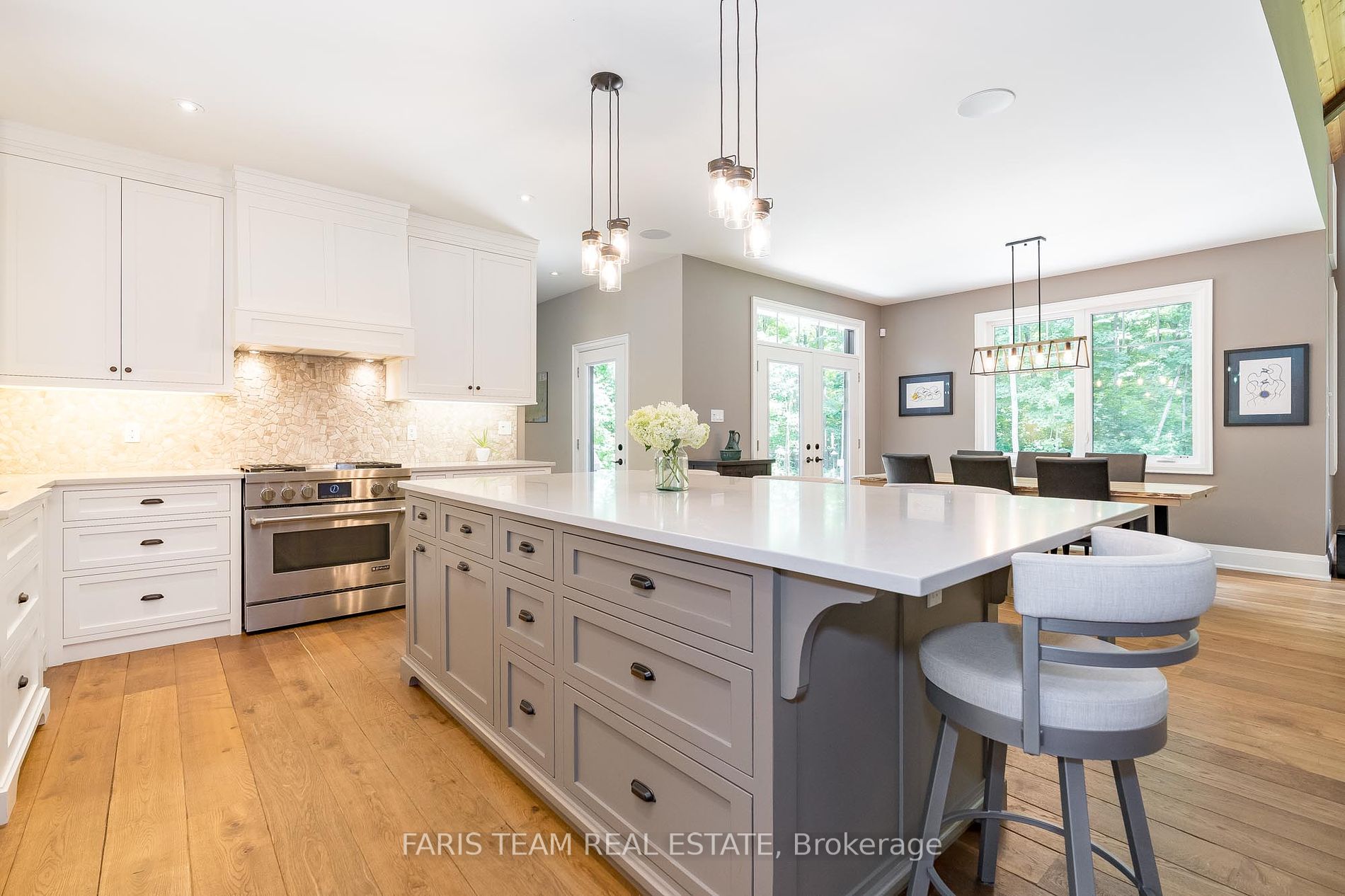 12 Houben Cres