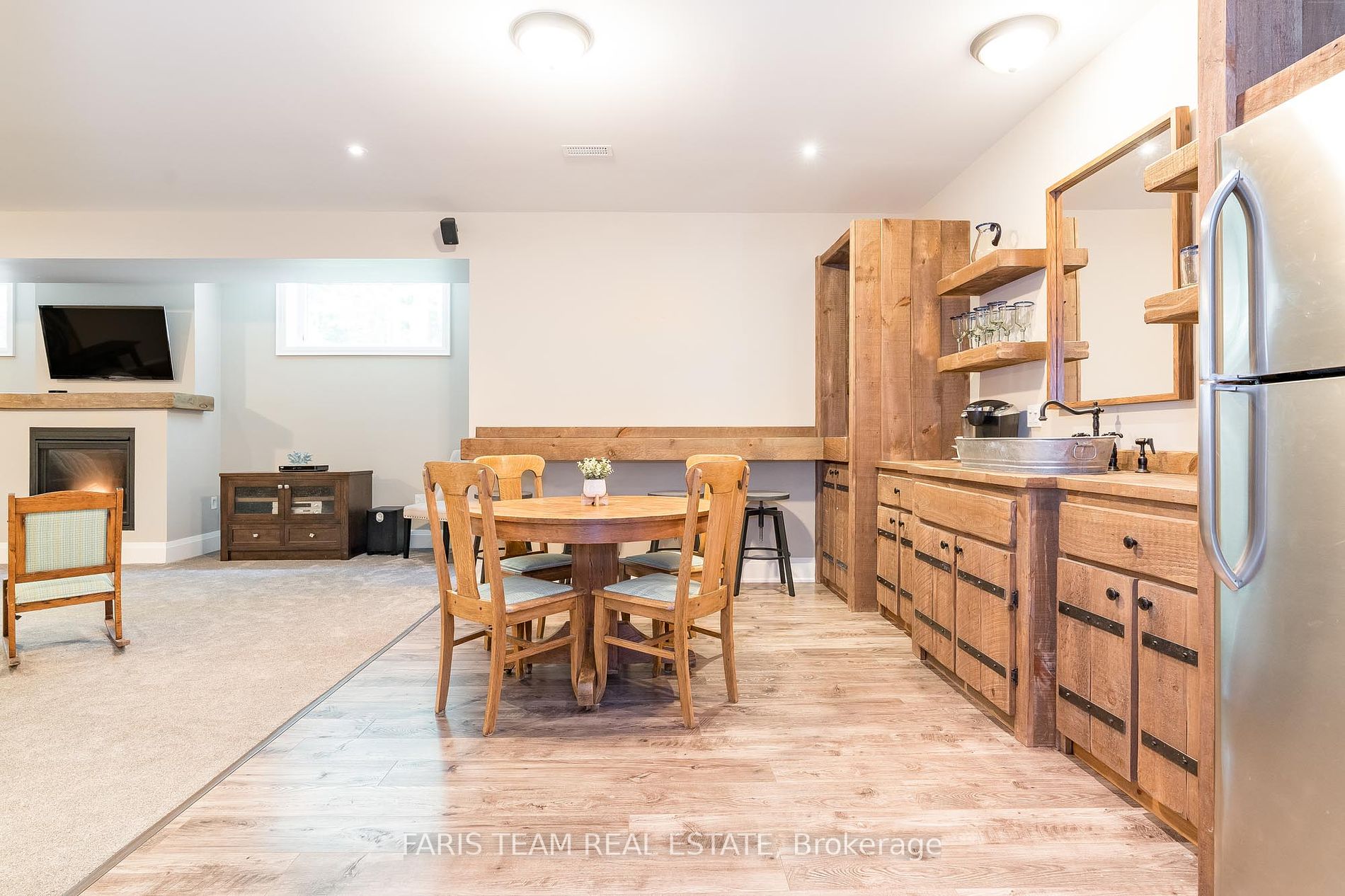 12 Houben Cres
