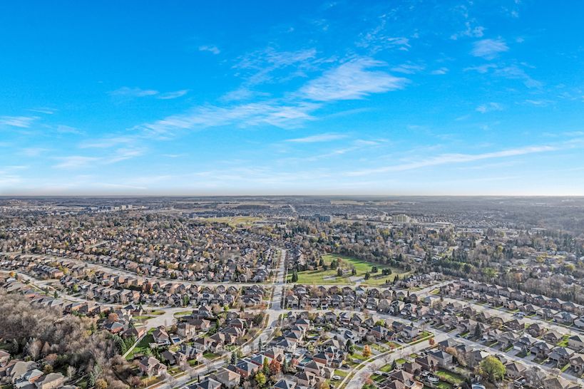 27 Brookfield Cres