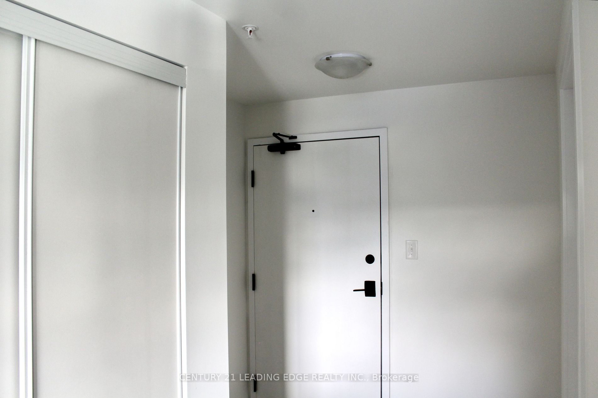 1 Chef Lane, #401