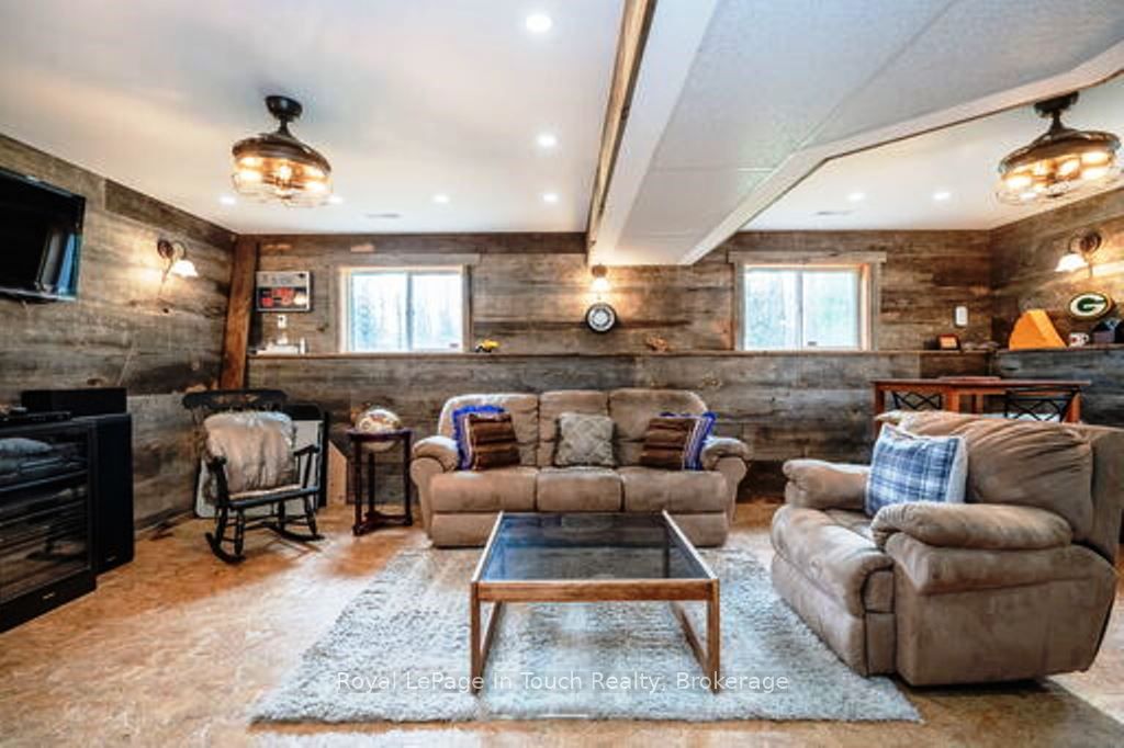 4925 Concession Rd 2