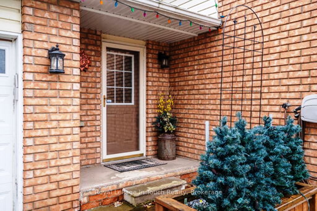 4925 Concession Rd 2