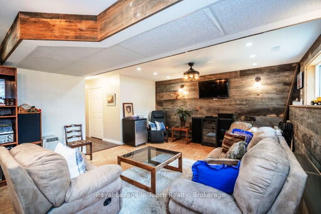 4925 Concession Rd 2