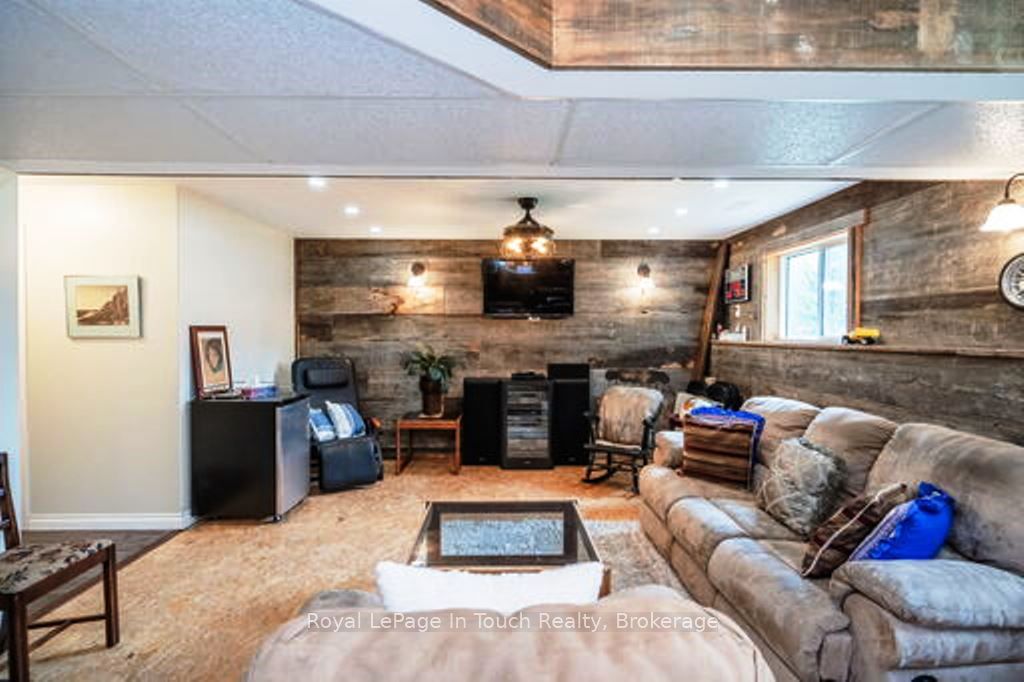 4925 Concession Rd 2