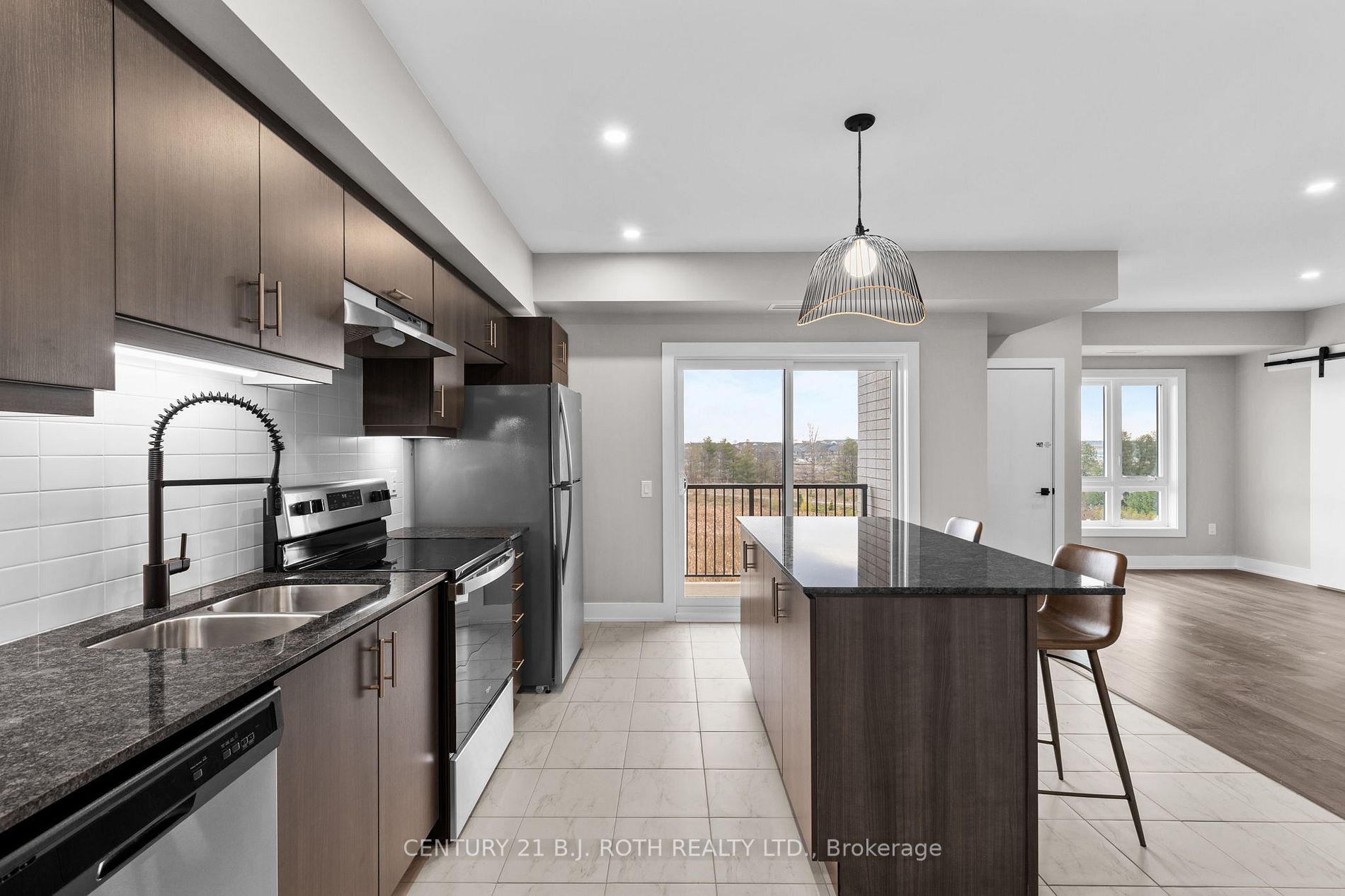1 Chef Lane, #202