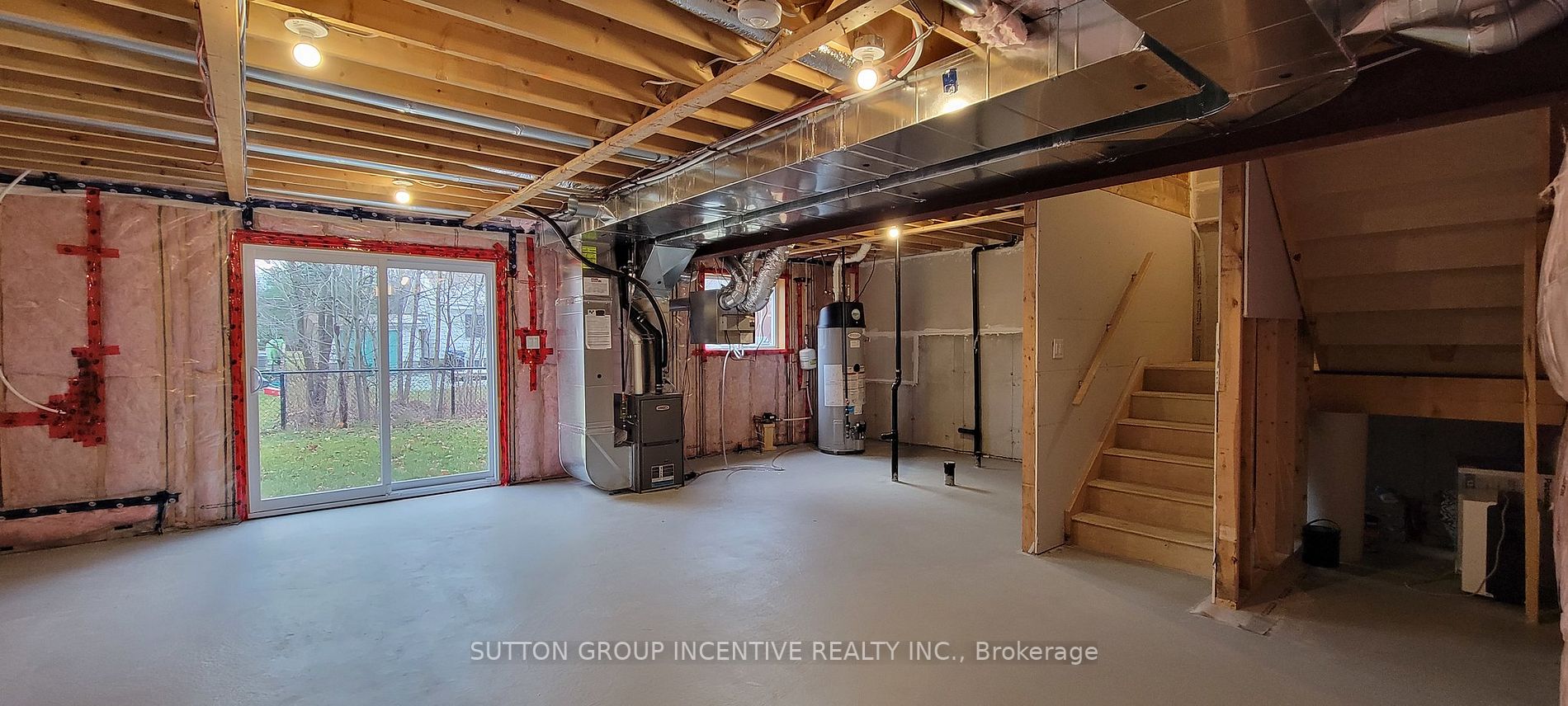 1005 Wright Dr