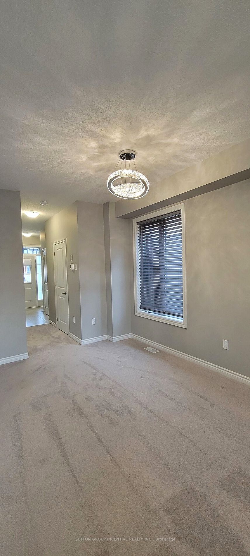 1005 Wright Dr