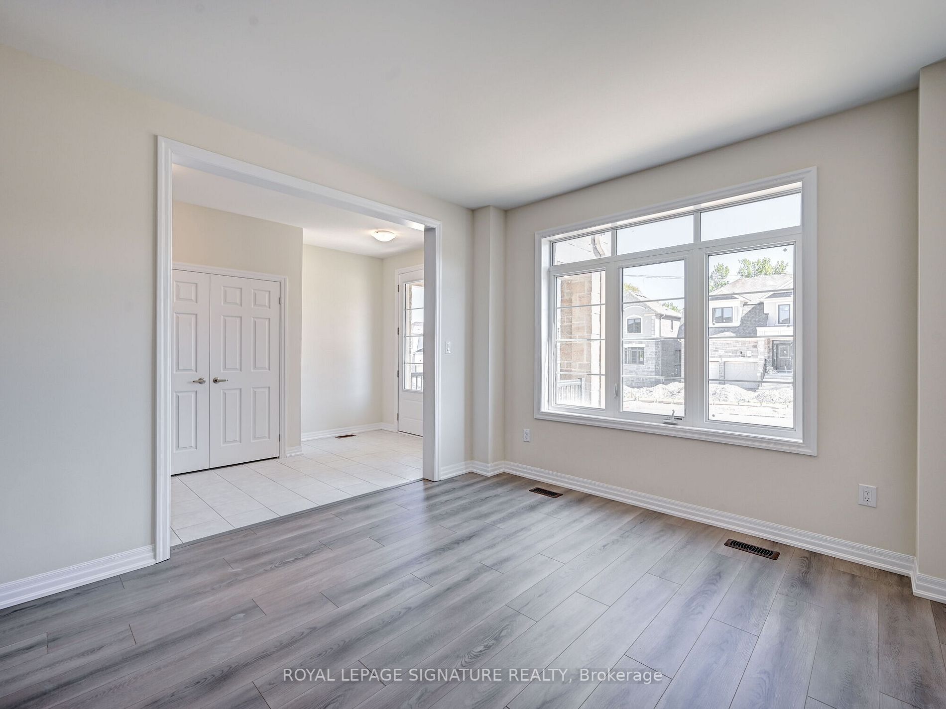 207 Warden St