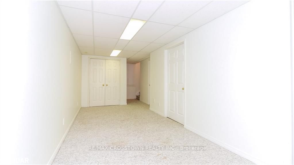2 Bailey Crt