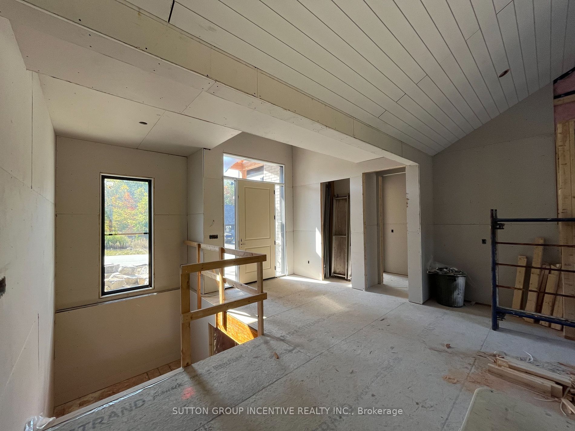 5 Jean Miller Crt