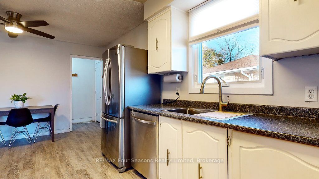 15 Braniff Crt