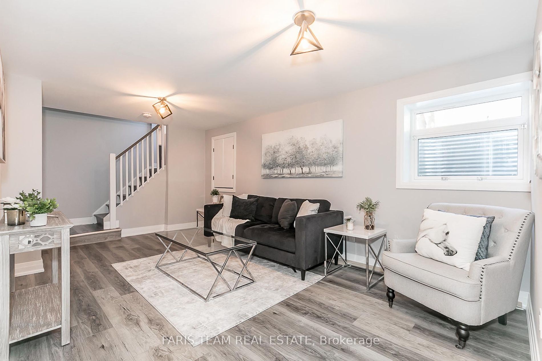 36 Charlbrook Ave