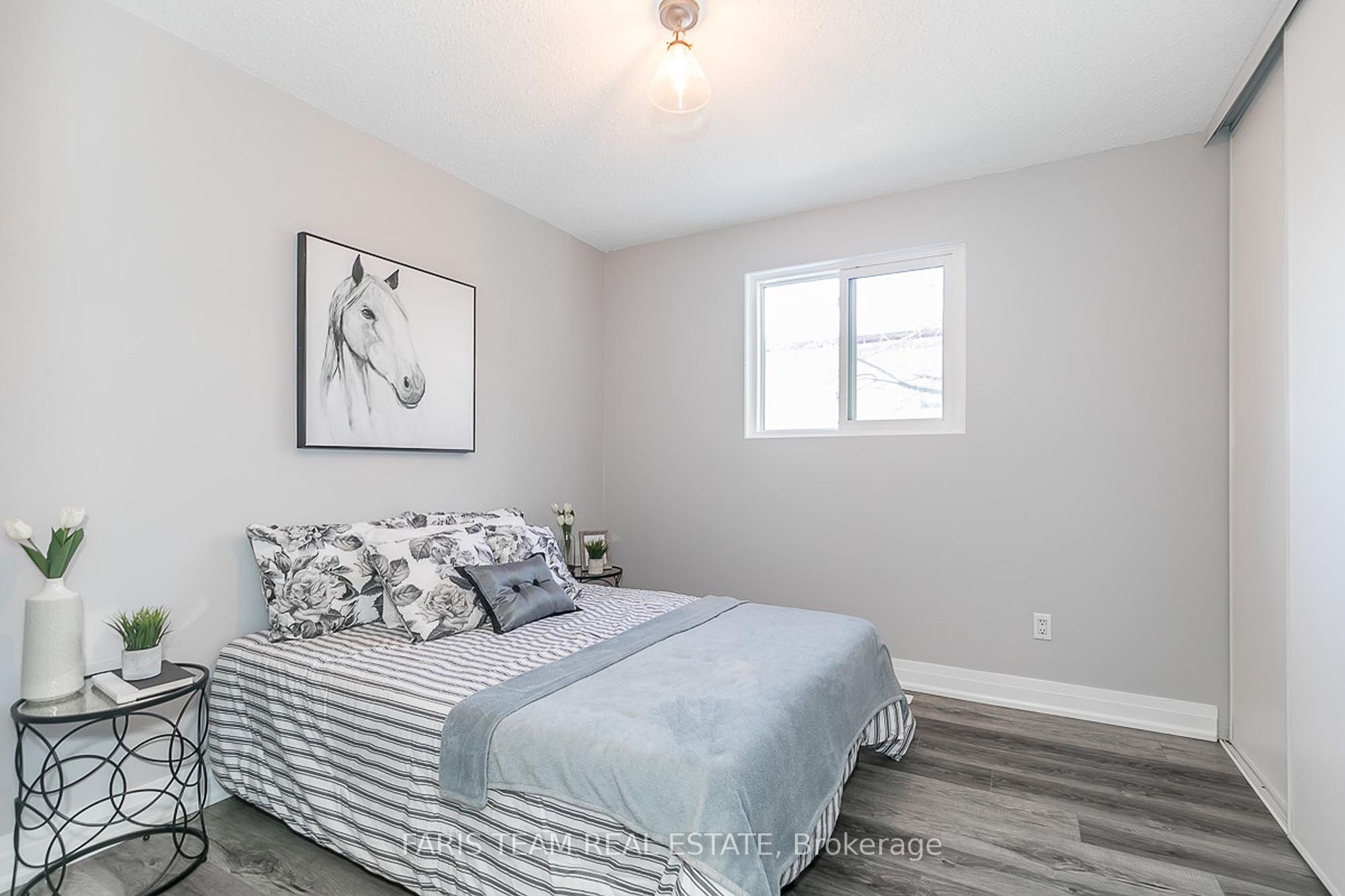 36 Charlbrook Ave