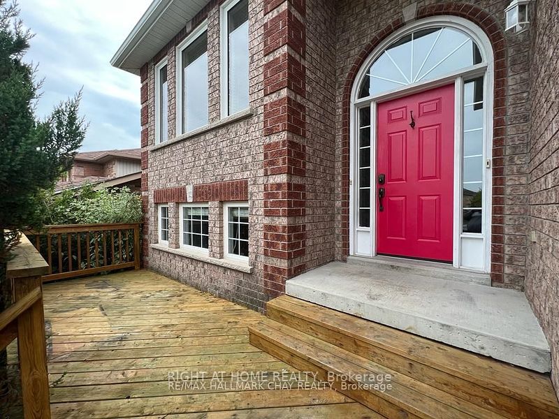 31 Forest Dale Dr, #Lower L