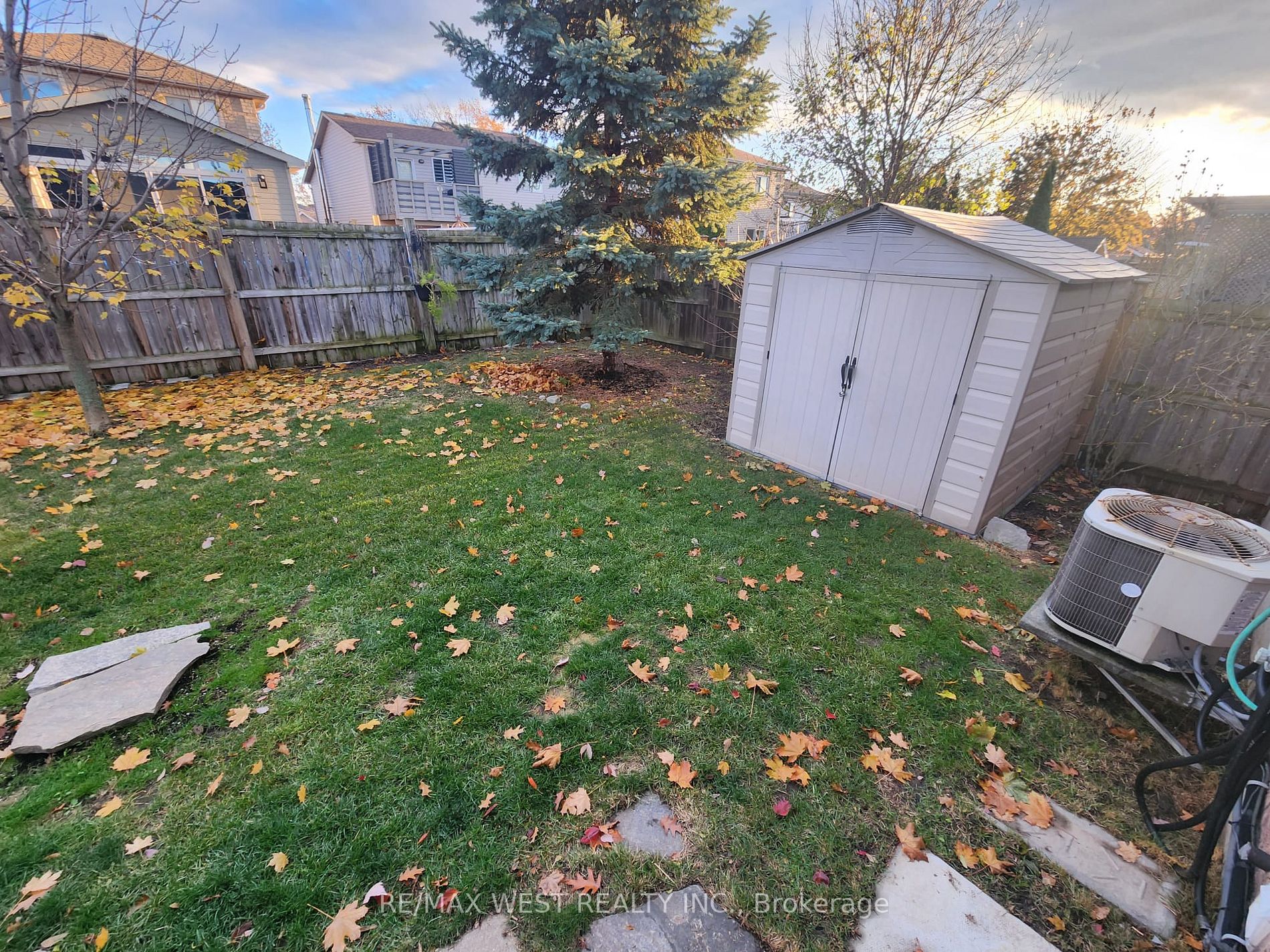 7 Watson Dr