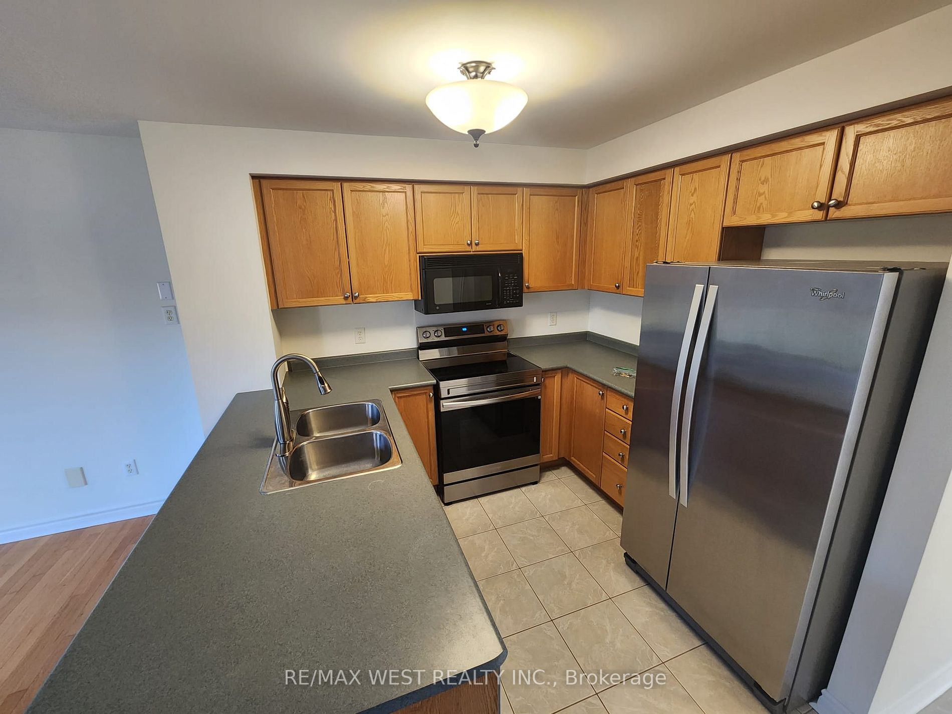 7 Watson Dr