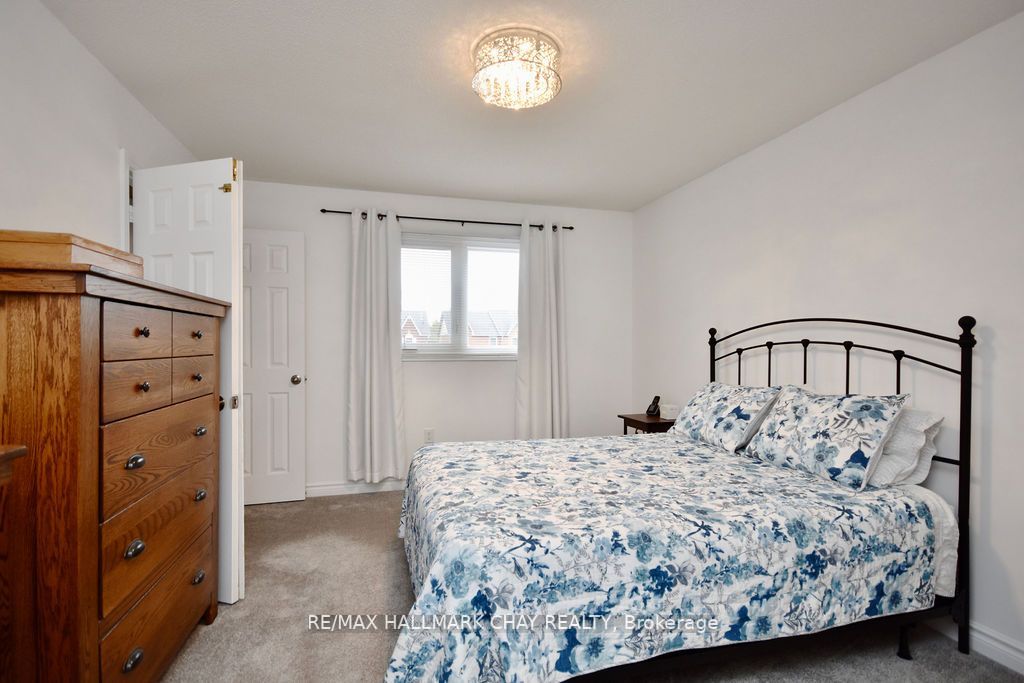 94 Golden Meadow Rd