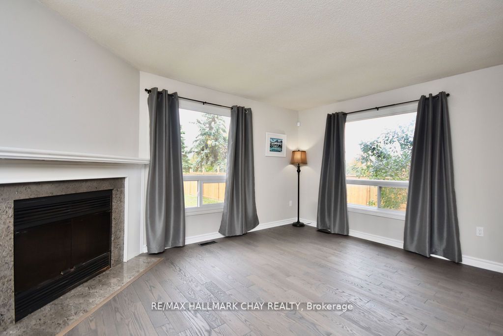94 Golden Meadow Rd