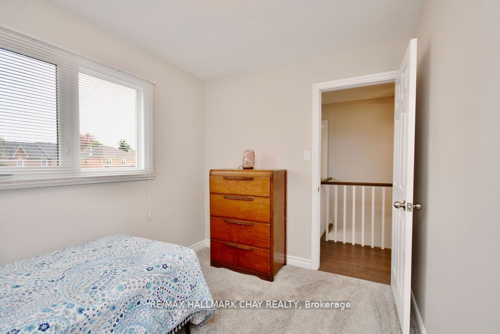 94 Golden Meadow Rd