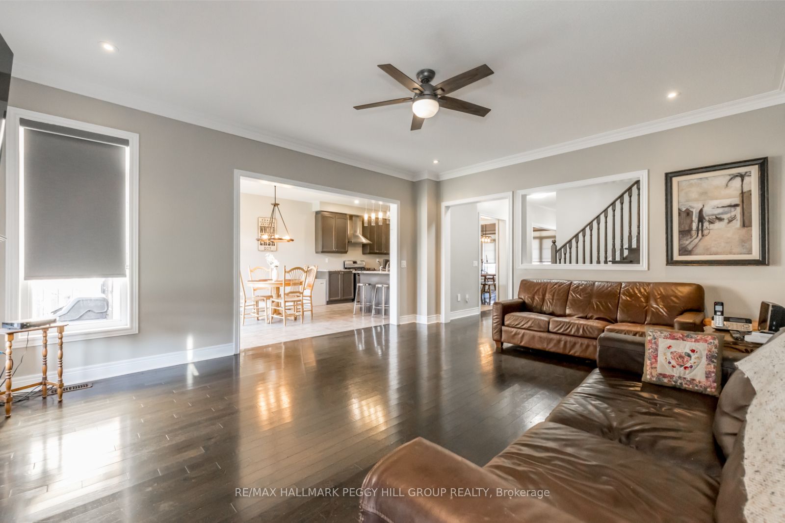 35 Royal Park Blvd