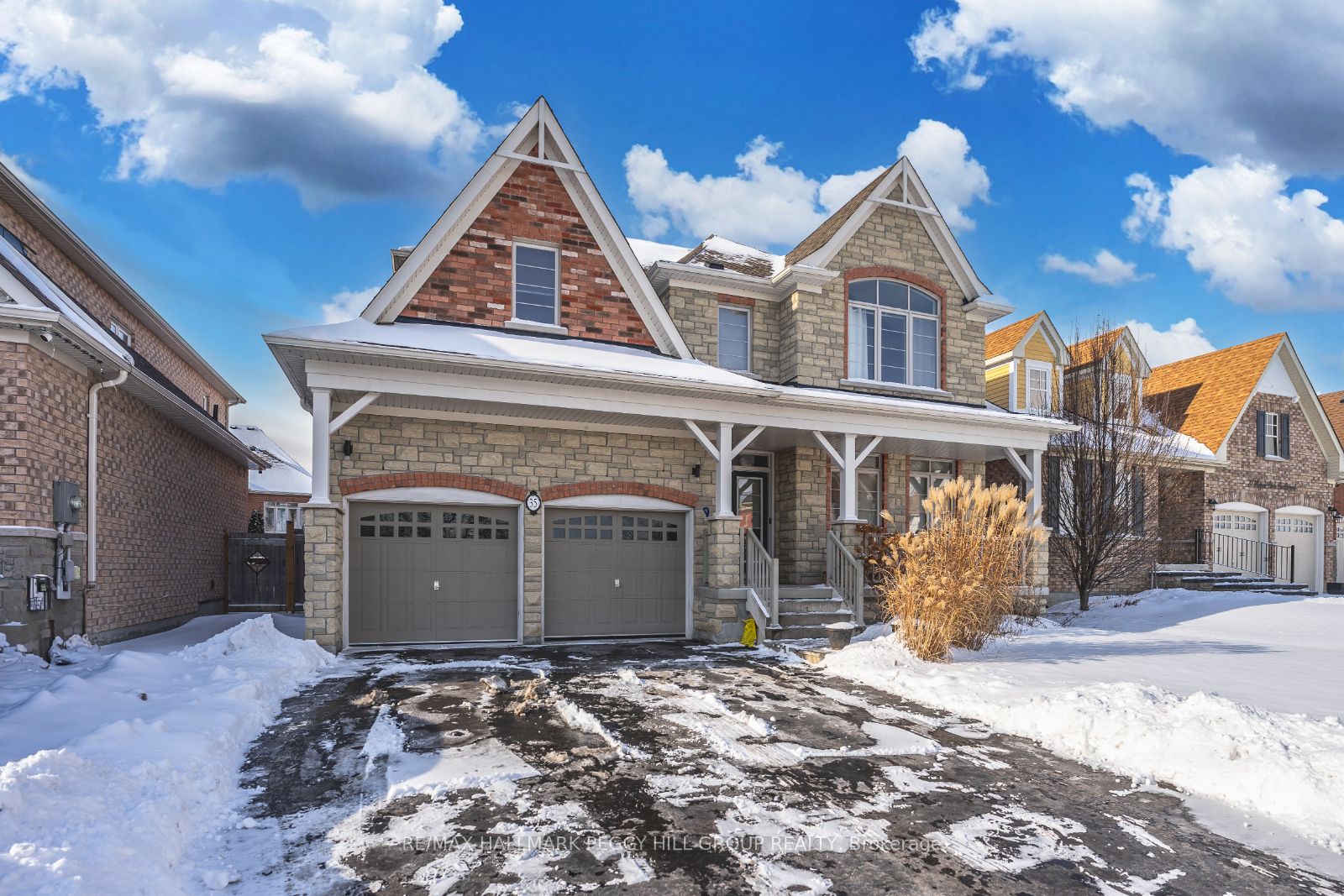 35 Royal Park Blvd