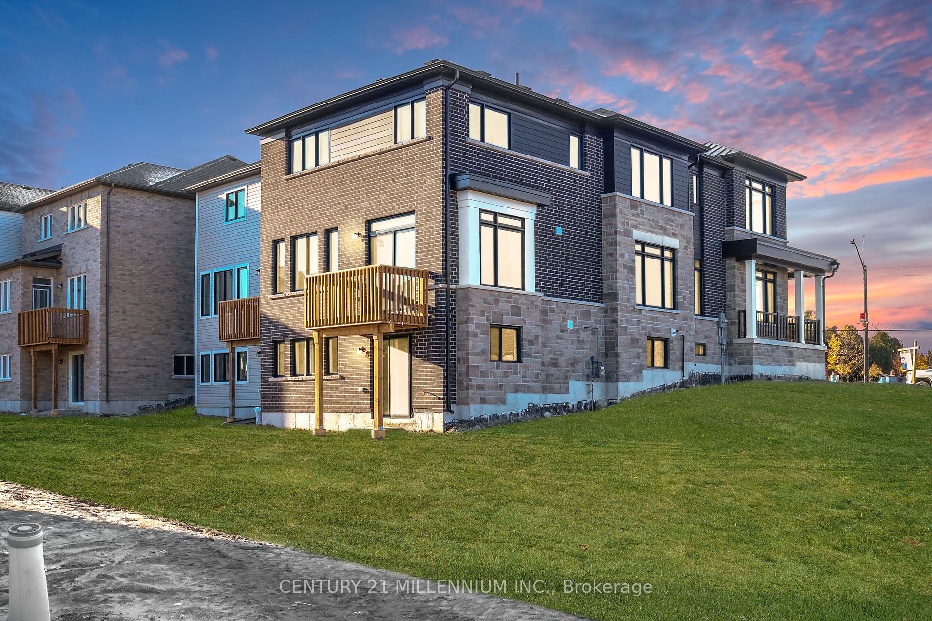 45 Federica Crescent