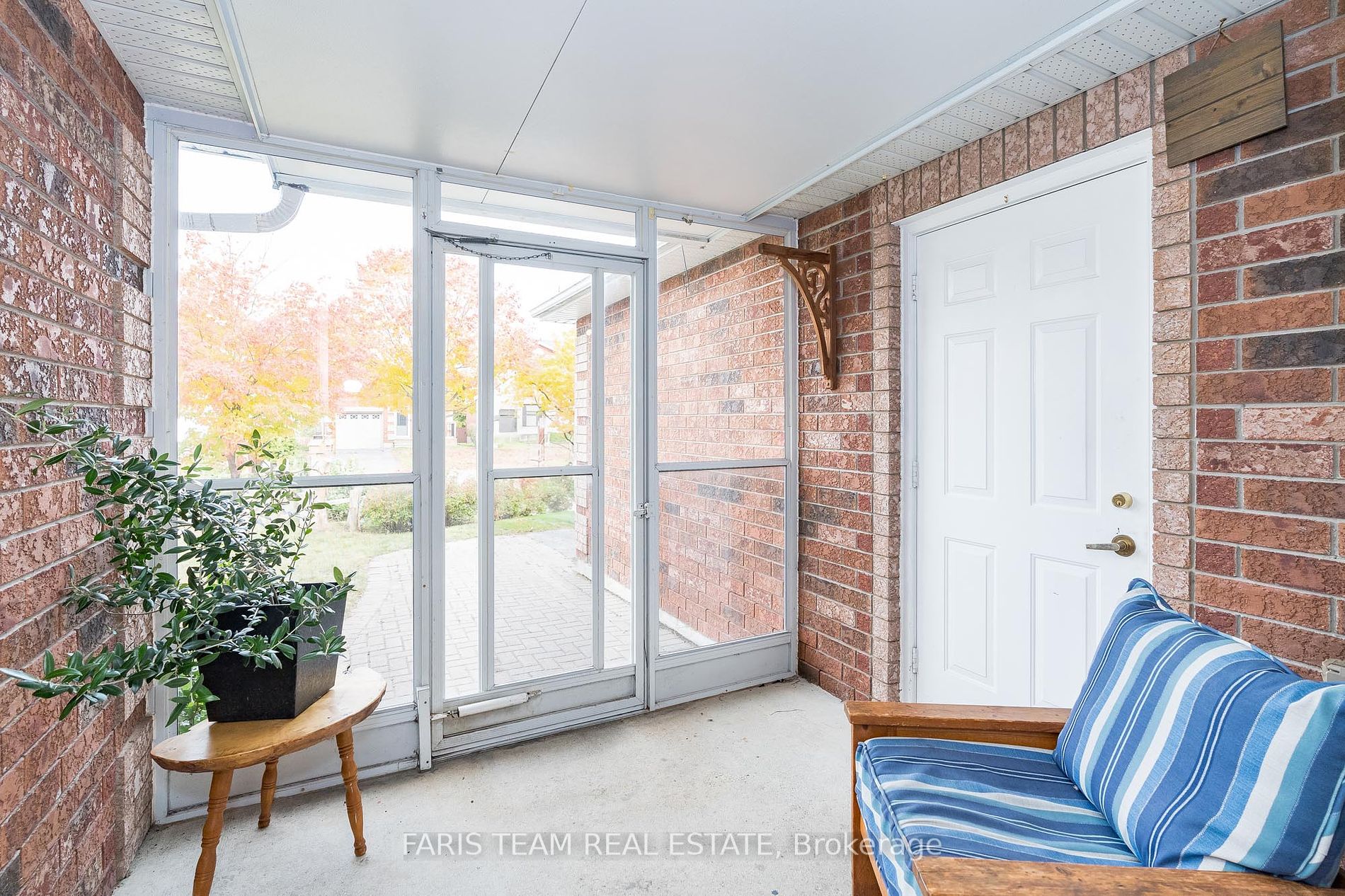21 Garibaldi Dr