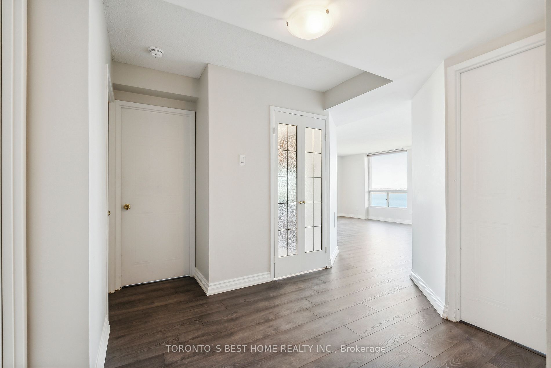 75 Ellen St, #1509