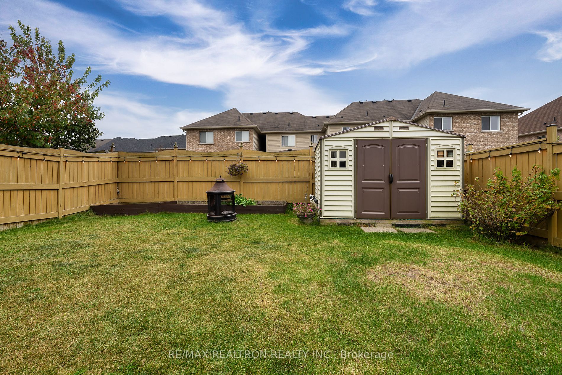 129 Empire Dr
