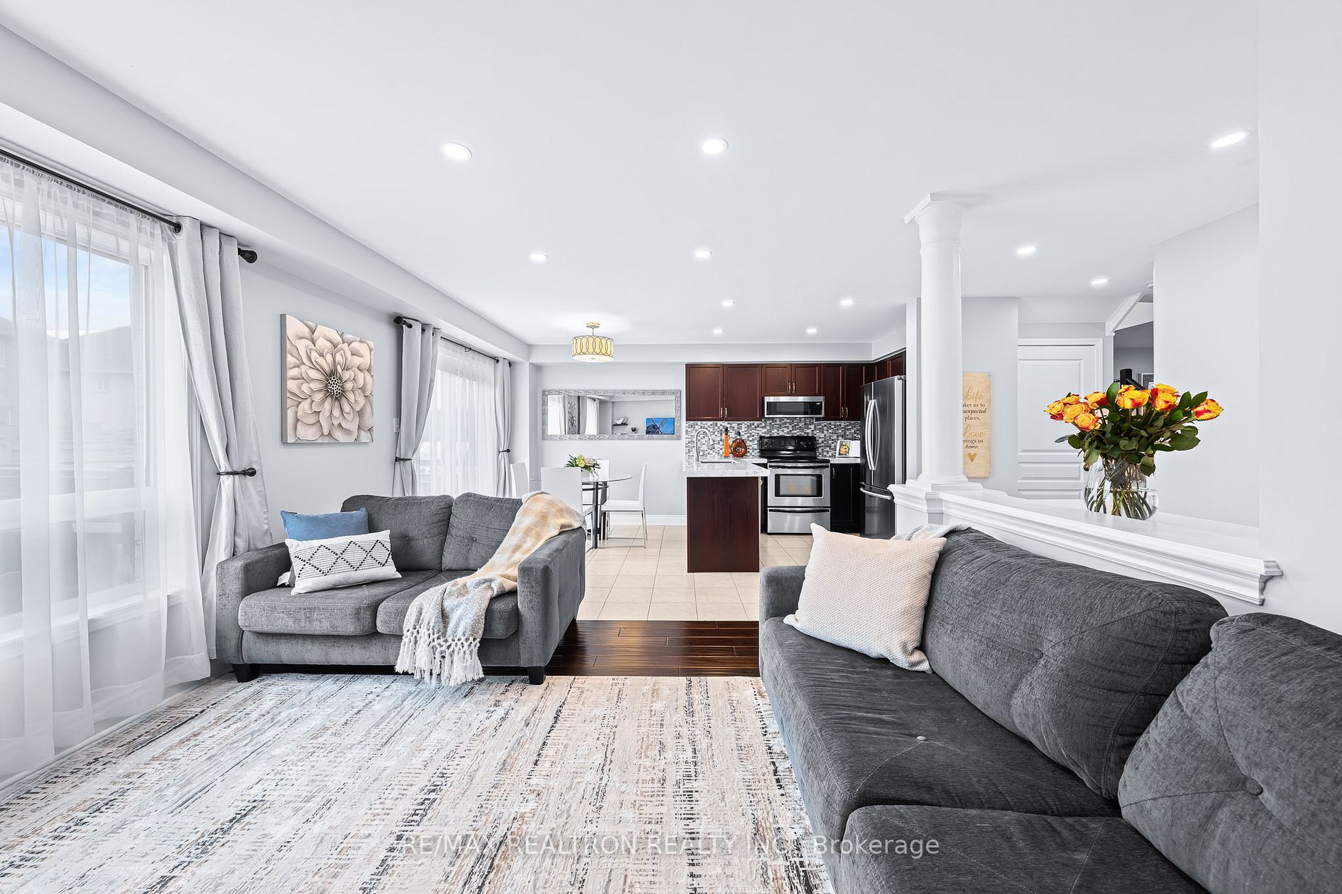 129 Empire Dr