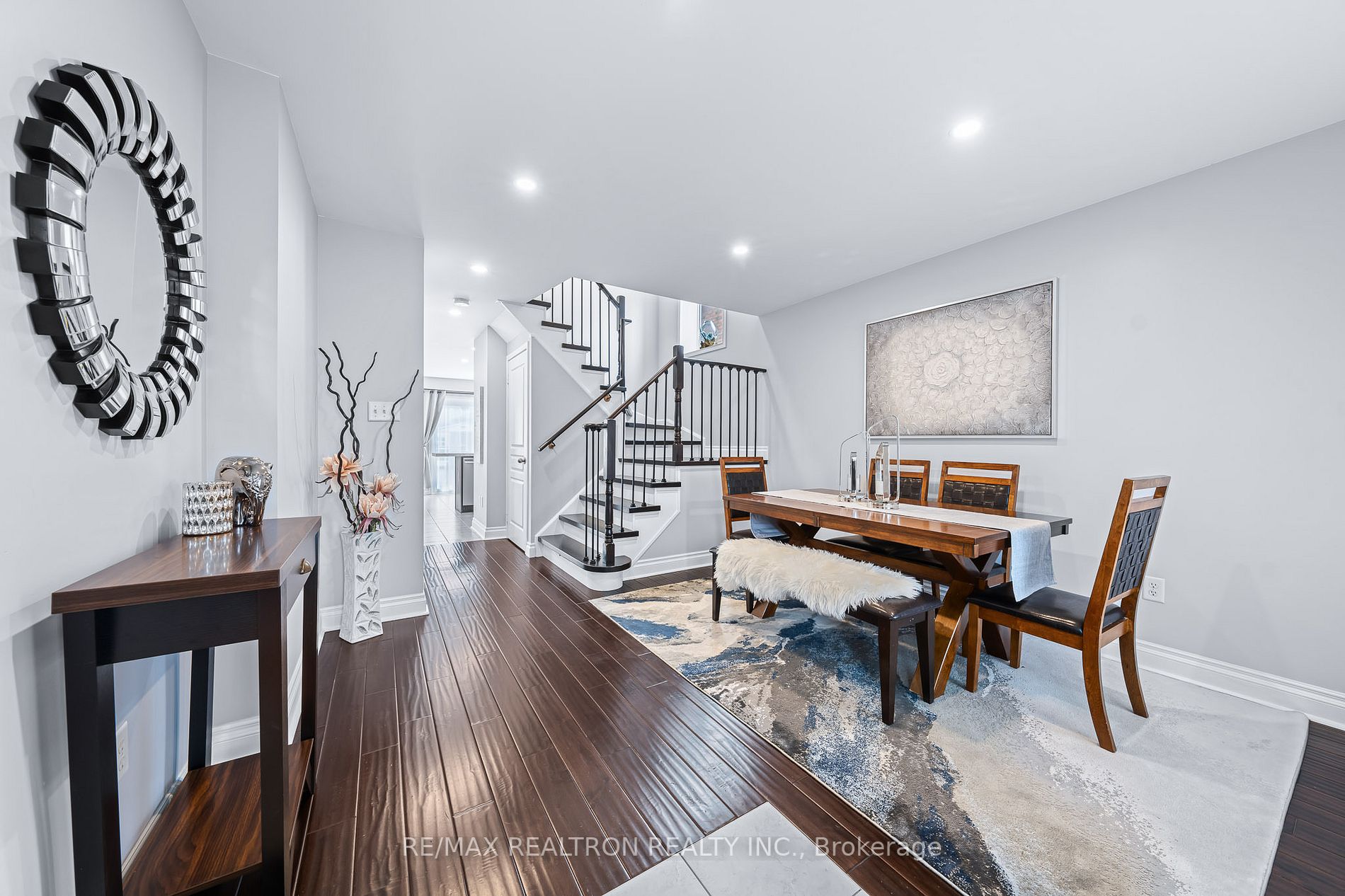 129 Empire Dr
