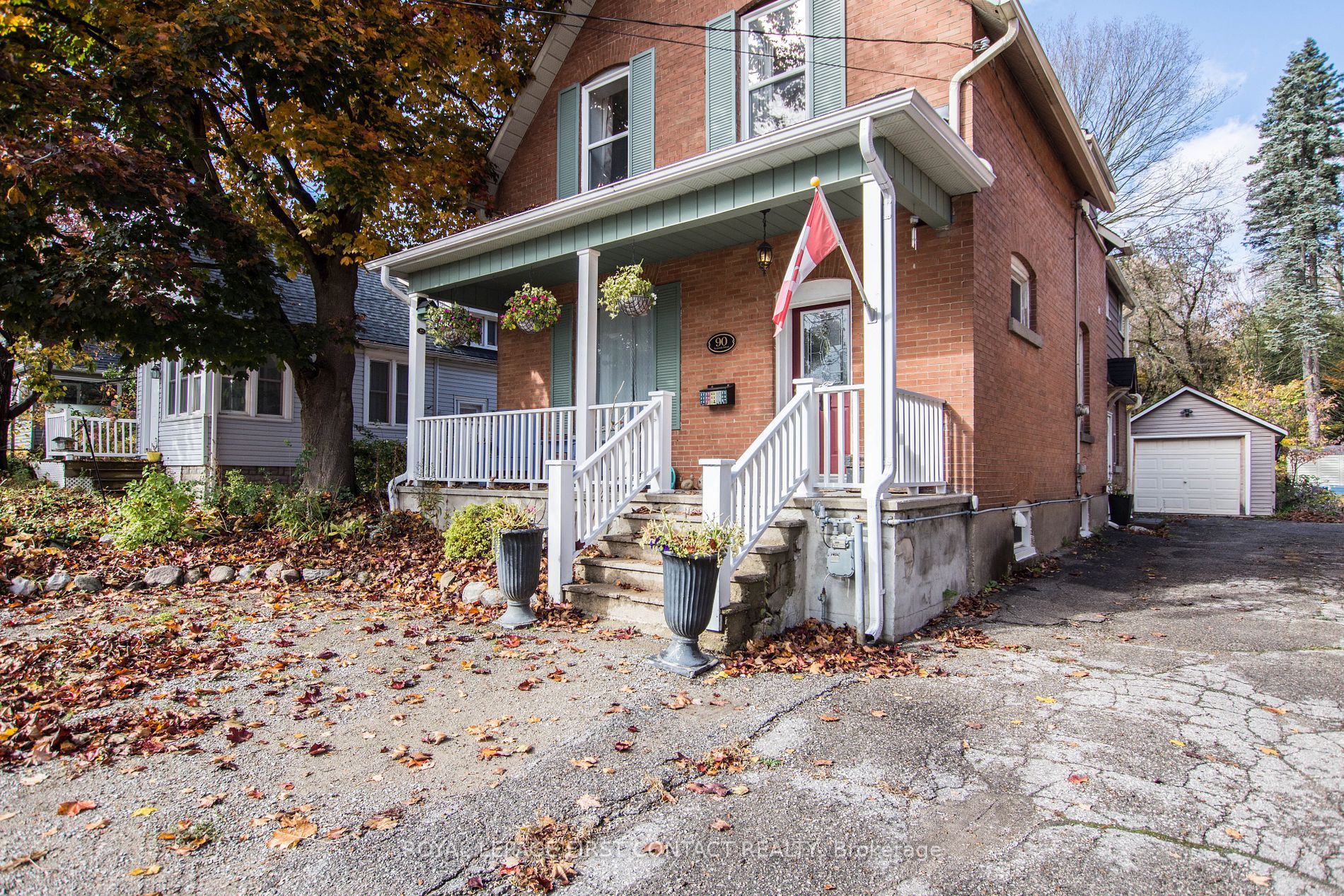 90 Neywash St