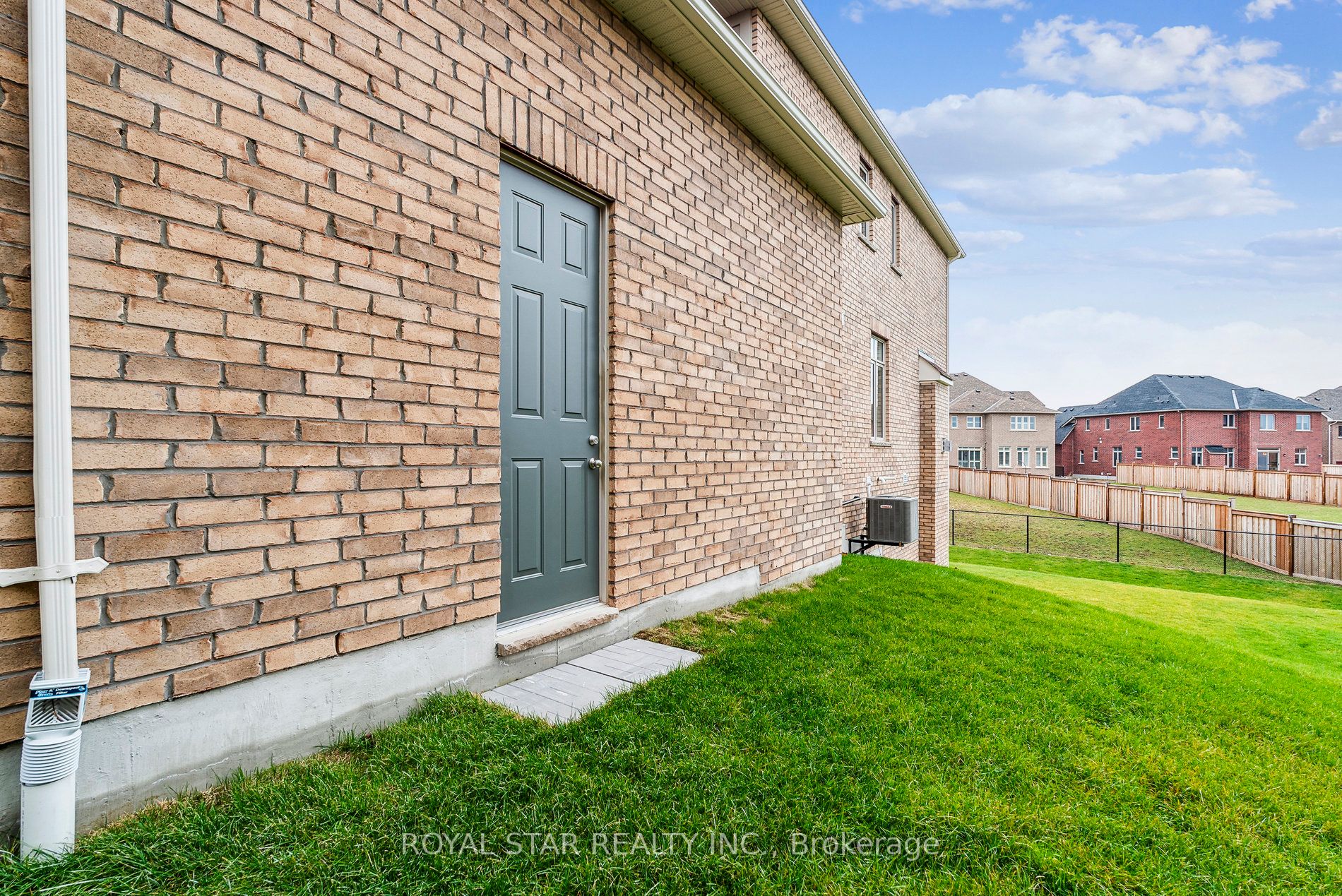 9 Sanford Circ