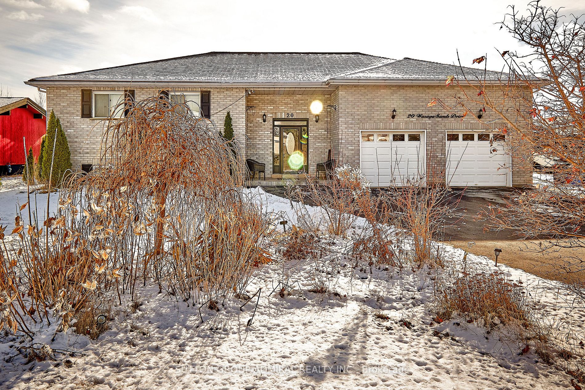 20 Wasaga Sands Drive