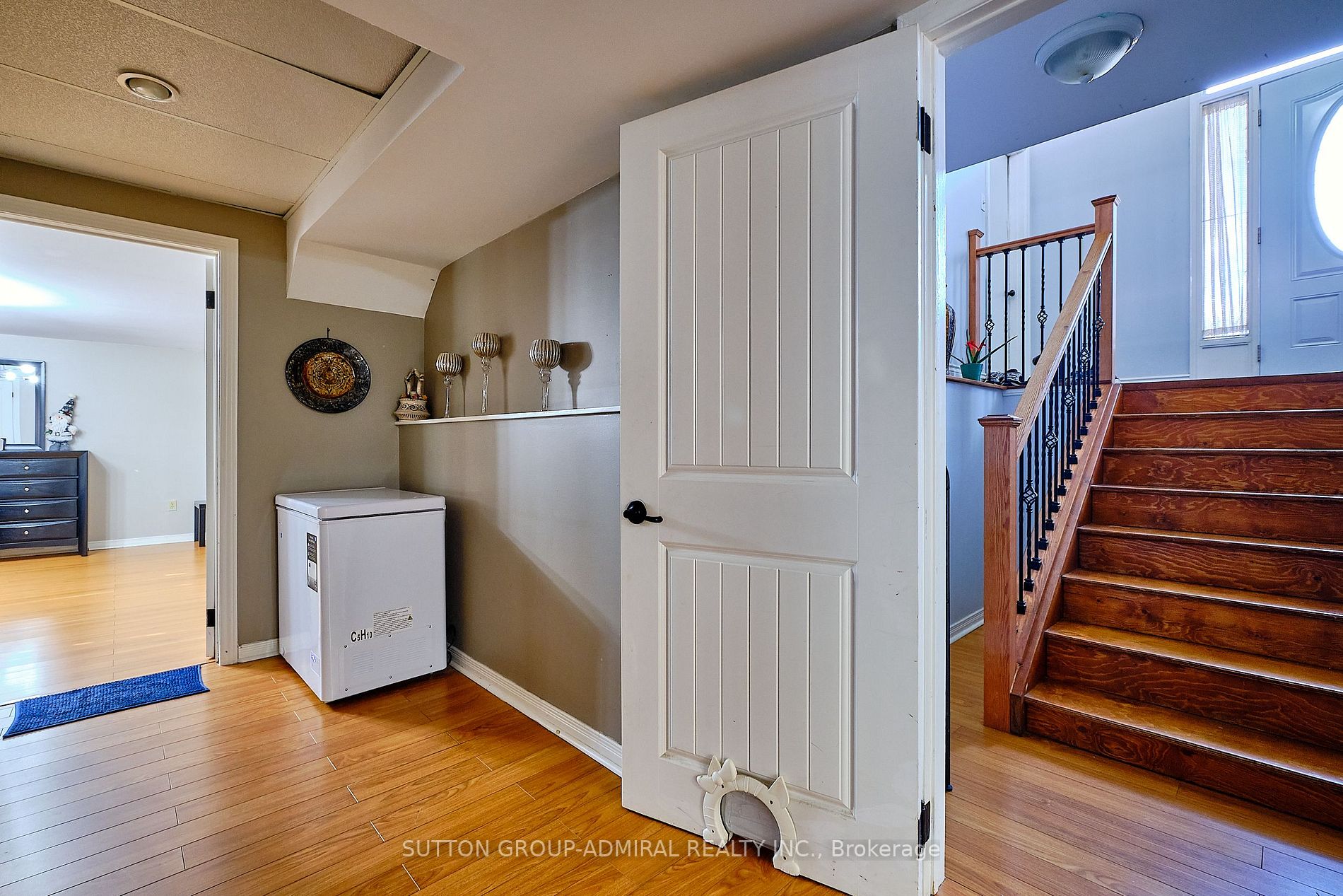 20 Wasaga Sands Drive