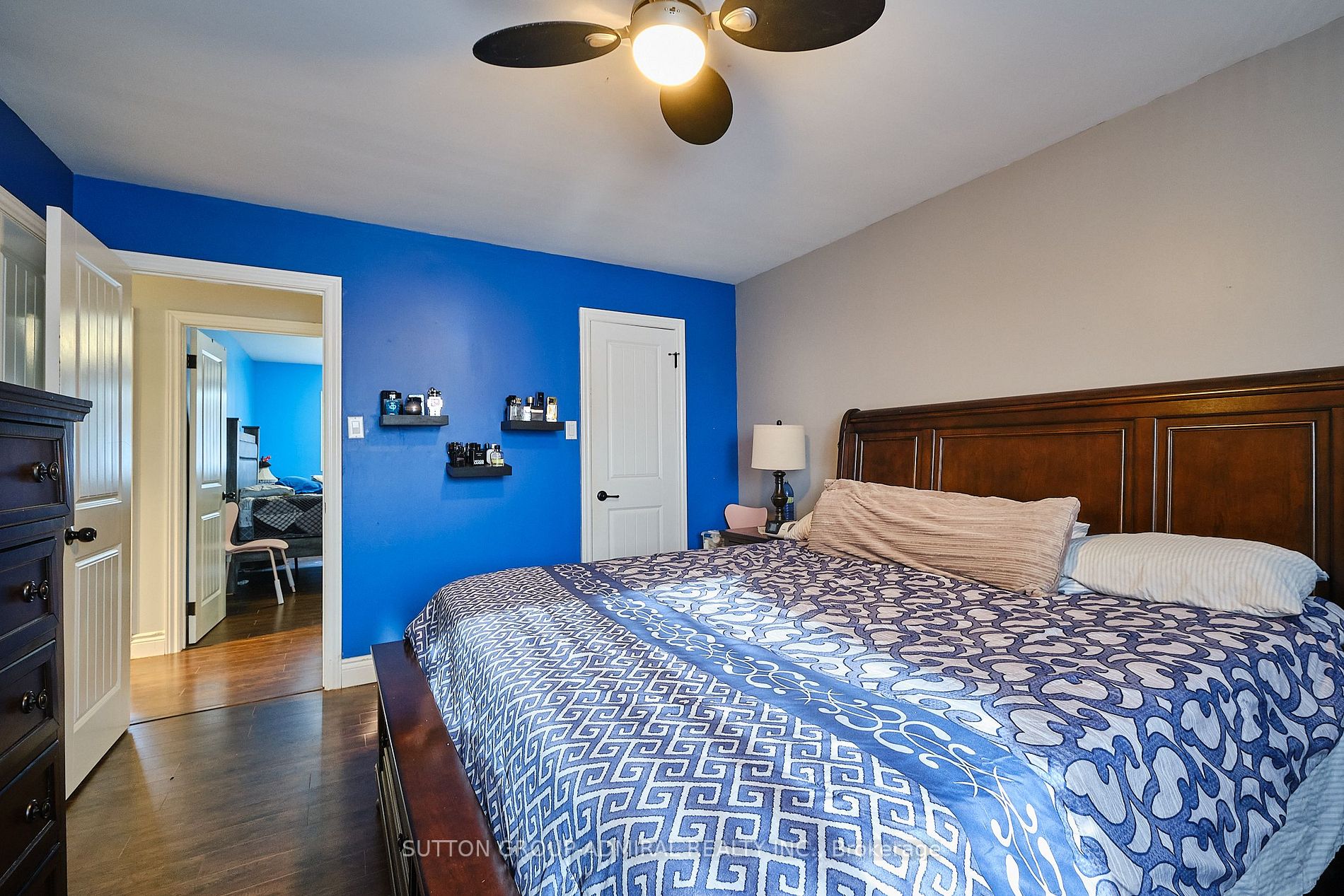 20 Wasaga Sands Drive