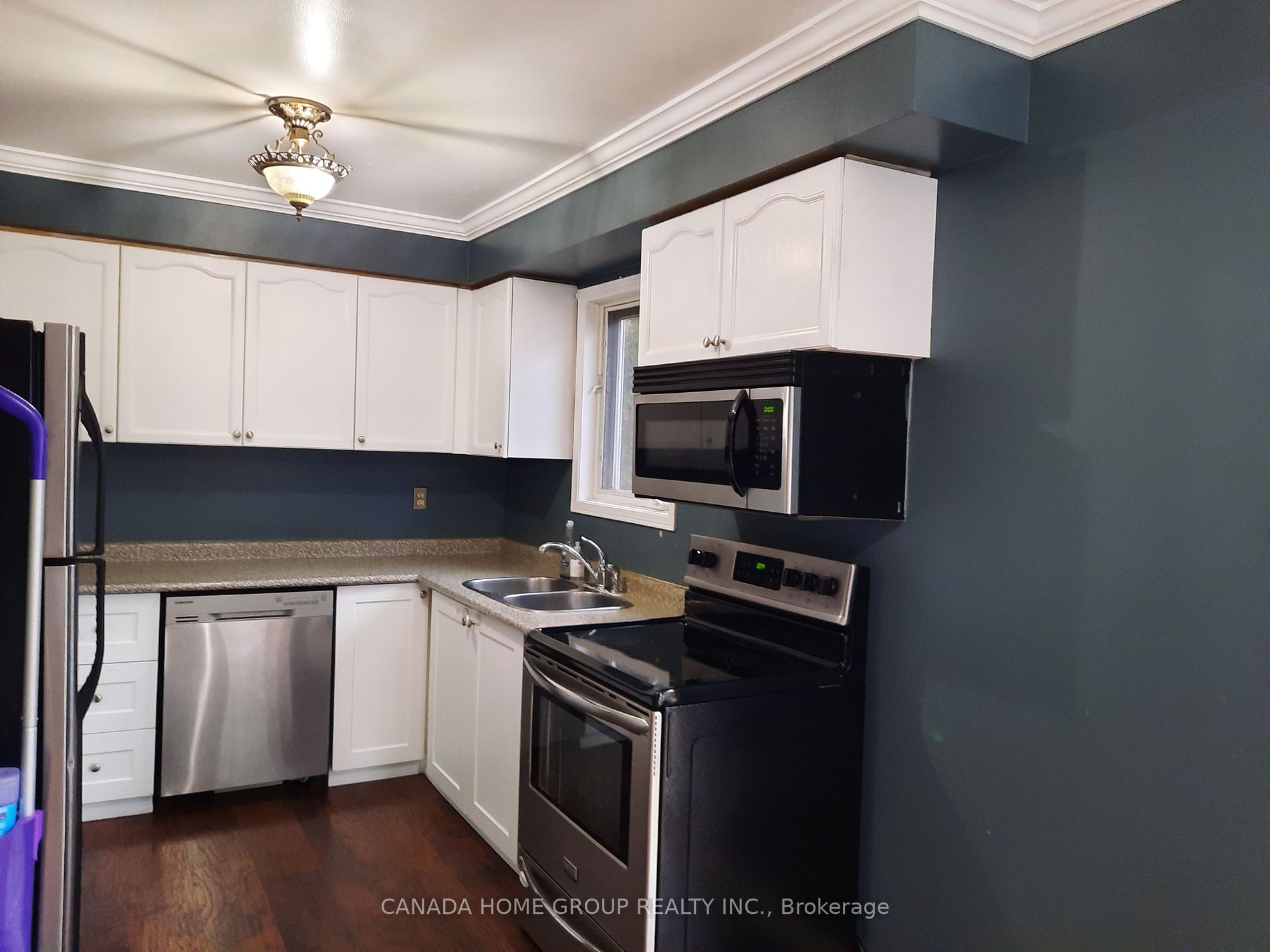 48 Pae Drive