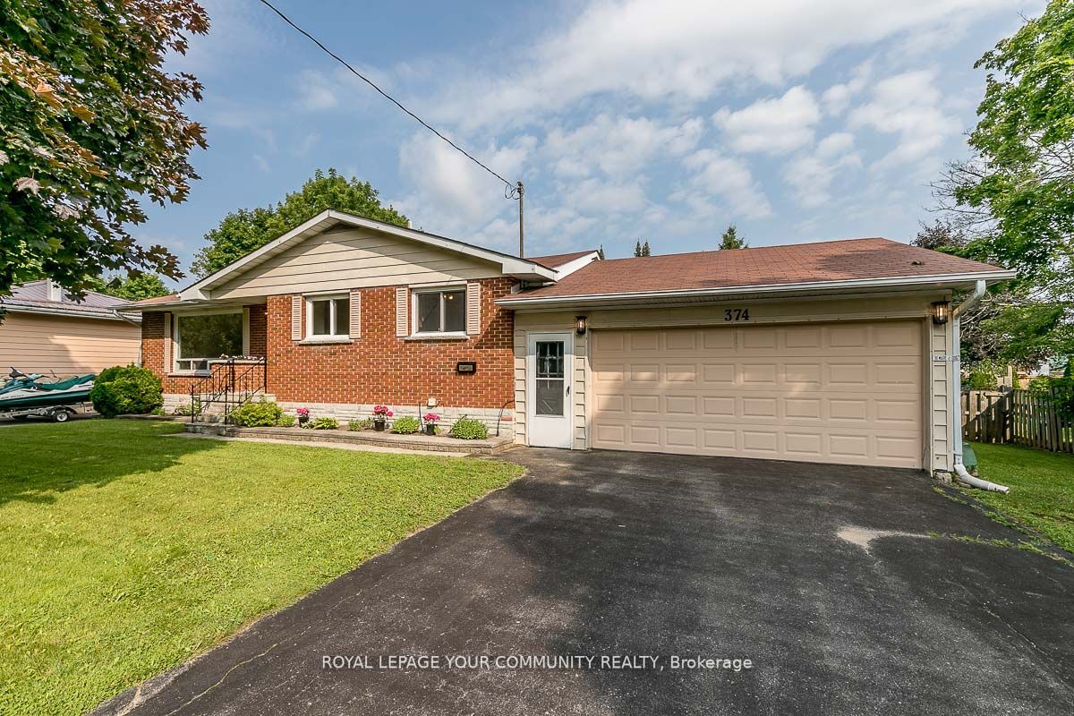 374 Mississaga St W