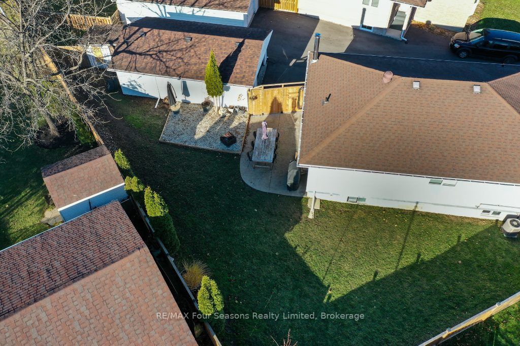 15 Braniff Court