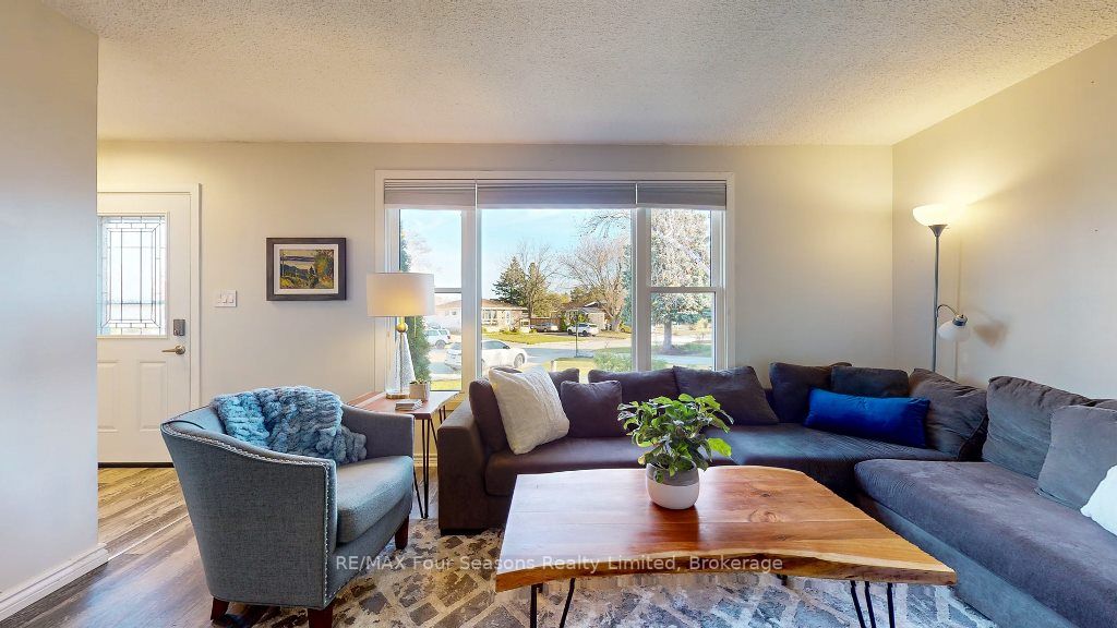 15 Braniff Court