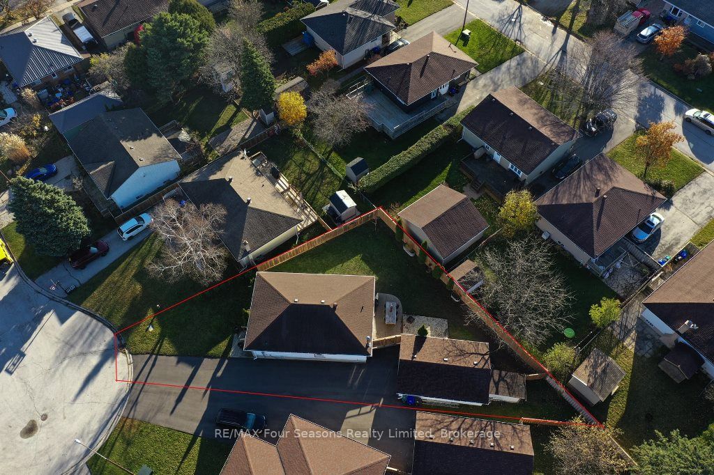 15 Braniff Court