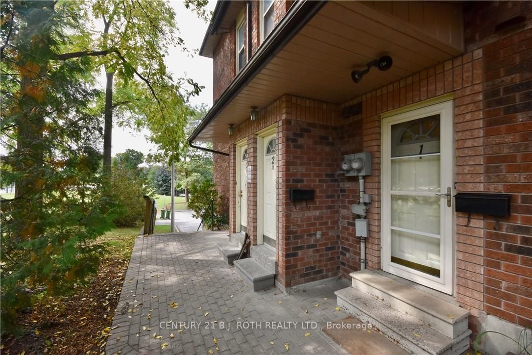 11 Meadow Lane, #1
