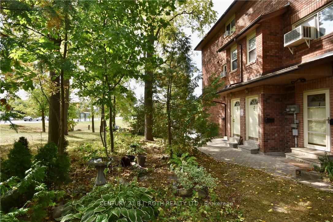 11 Meadow Lane, #1
