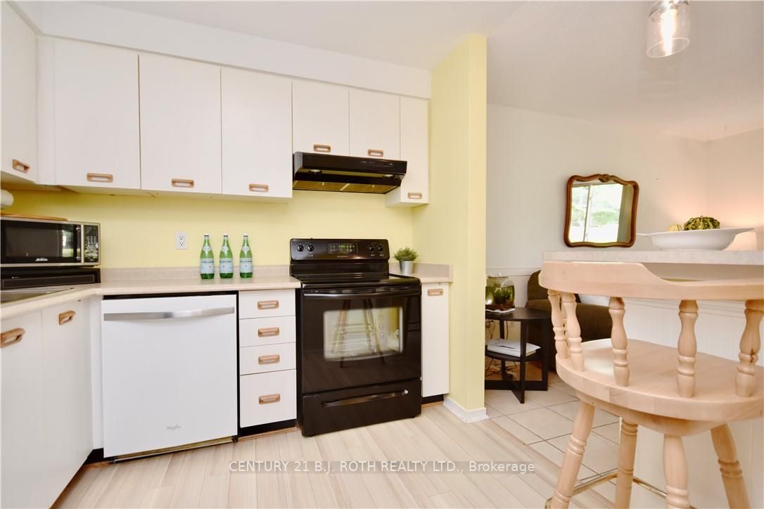 11 Meadow Lane, #1