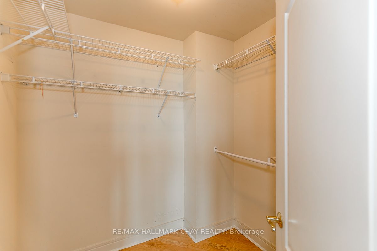2 Toronto St, #1105