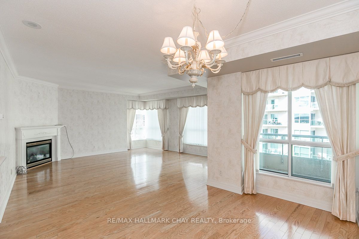 2 Toronto St, #1105