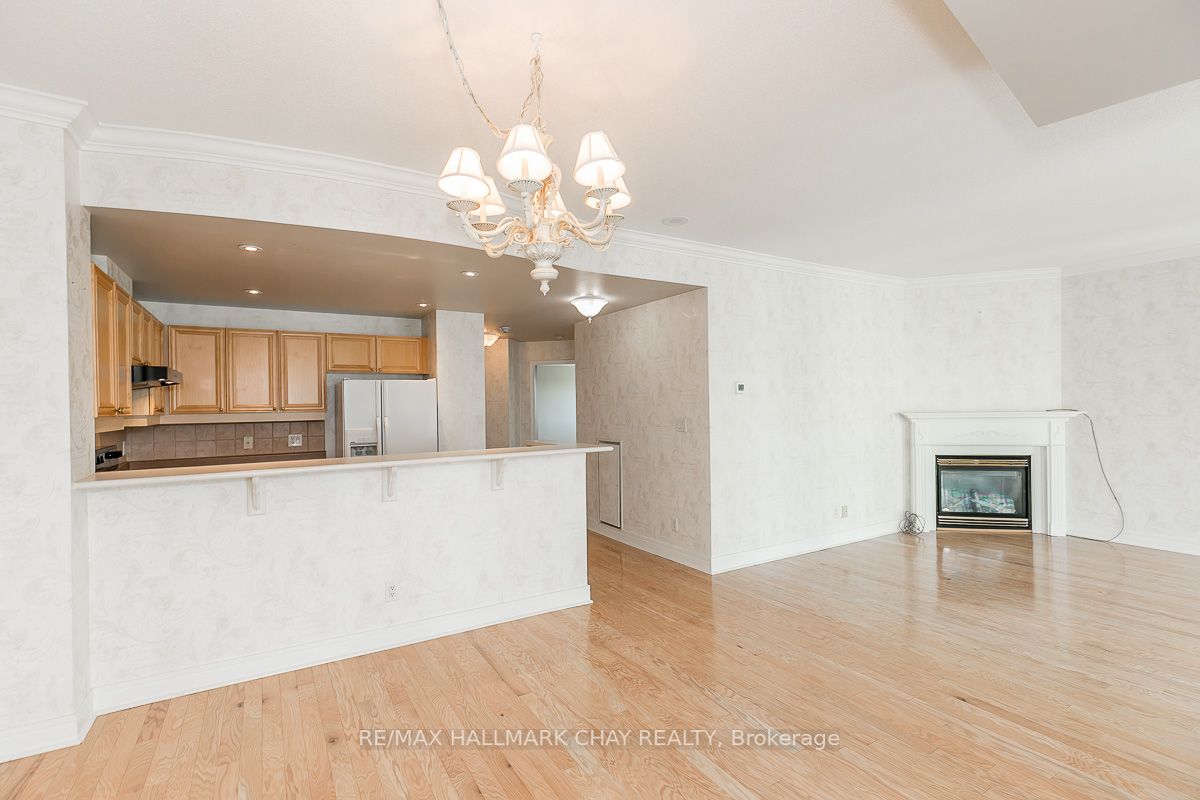 2 Toronto St, #1105